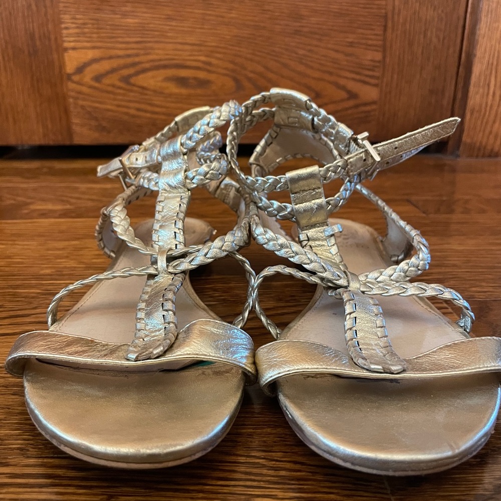 Vince Camuto Gold Sandals Size 8